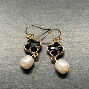 Elegant Gold and Black Earrings with Pearl Accents